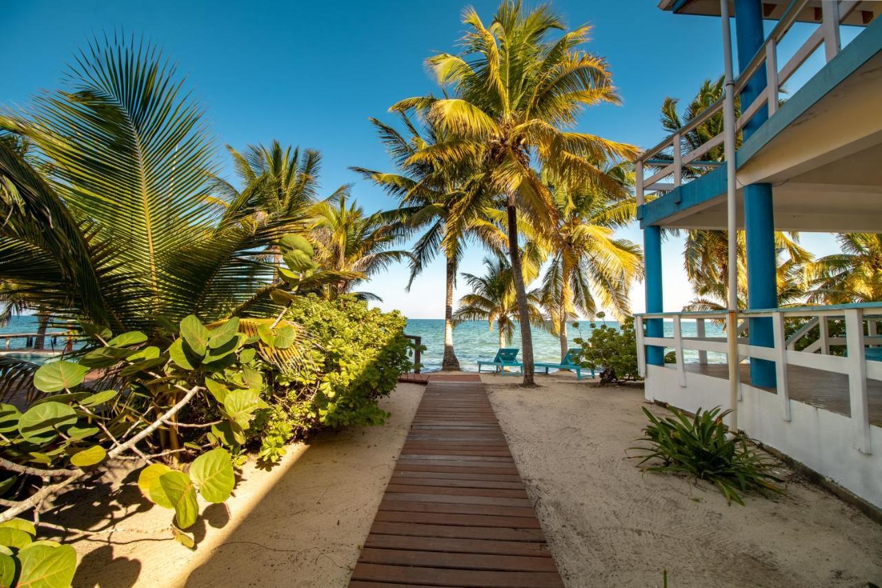 Condo #27 @ Beachside Villas Дангрига Екстериор снимка